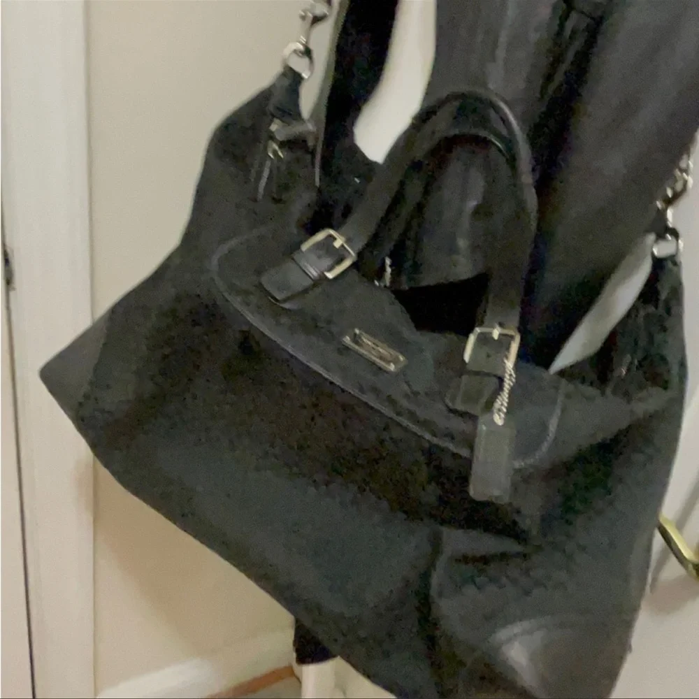 Authentic coach large travel luggage good conditions_3